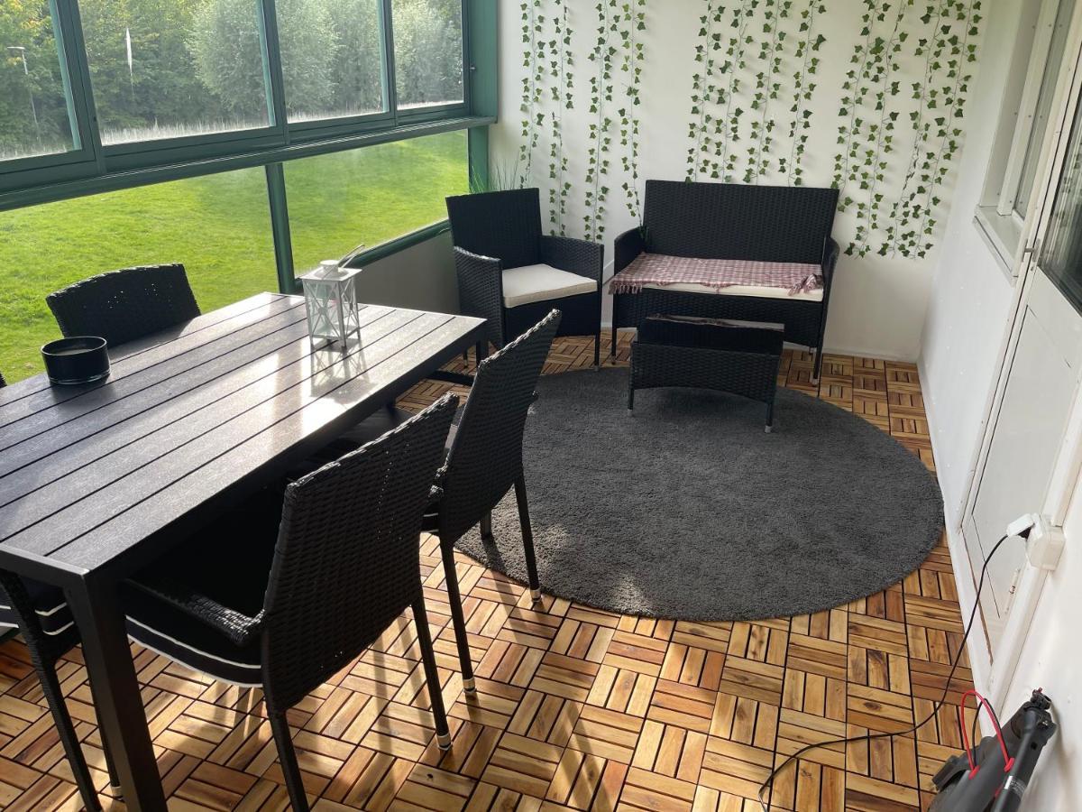 Kotimajoitukset I Lyxig Laegenhet Naera Emporia