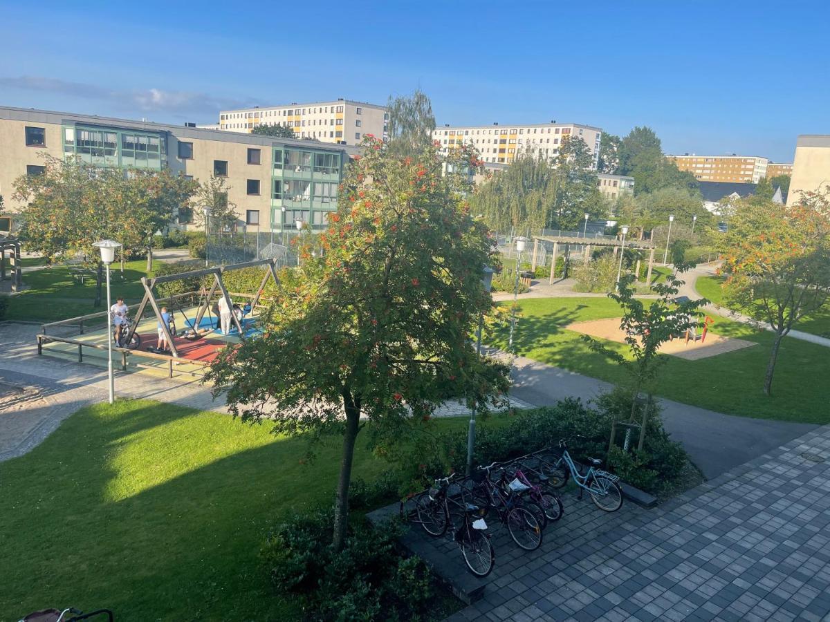 I Lyxig Laegenhet Naera Emporia
